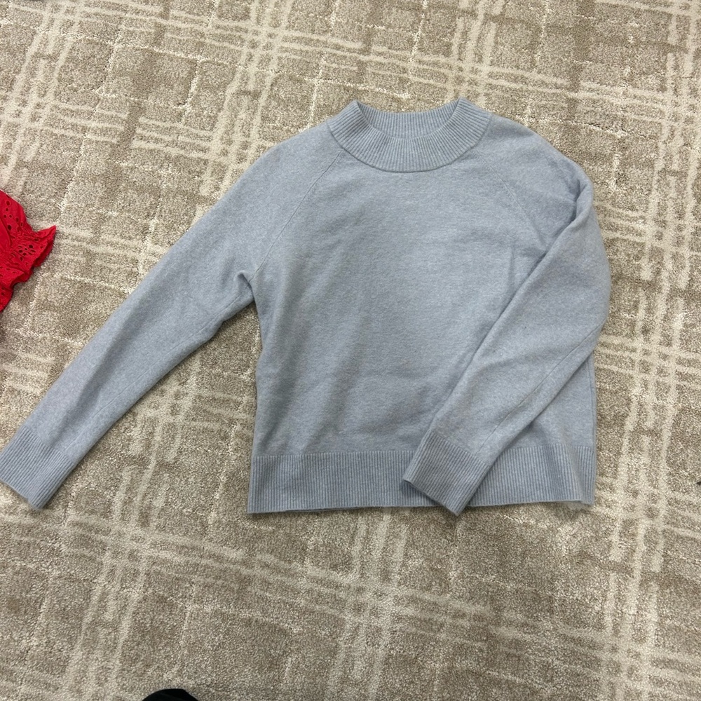 Athleta blue sweater